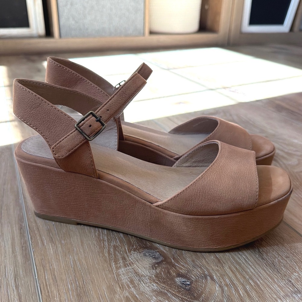 Eileen Fisher Mime Tumbled Nubuck Platform Sandal Leather Platform Wedge Size 7